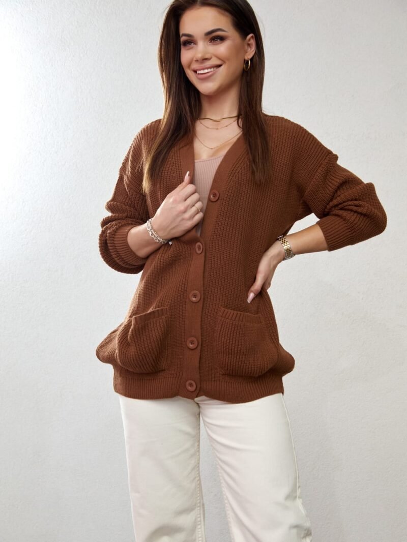 Voľný dámsky sveter na gombíky | Hnedý