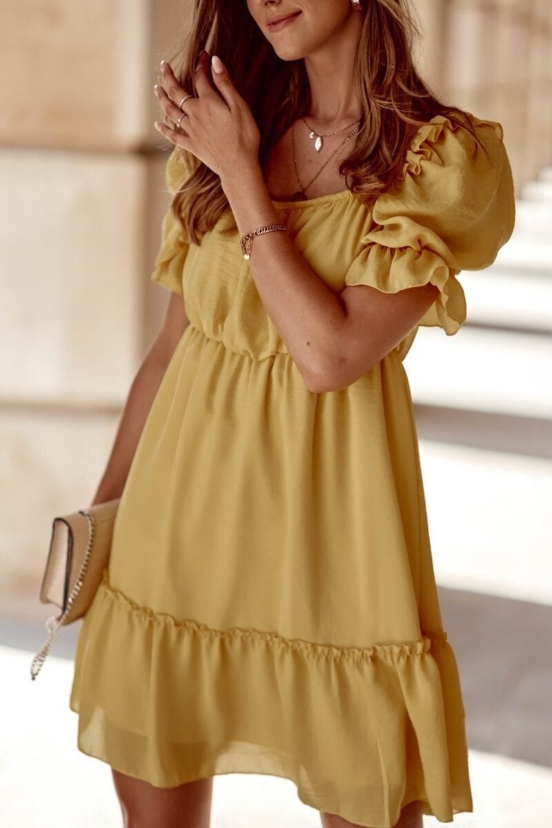 Hladké dámske šaty s volánikmi | Žlté